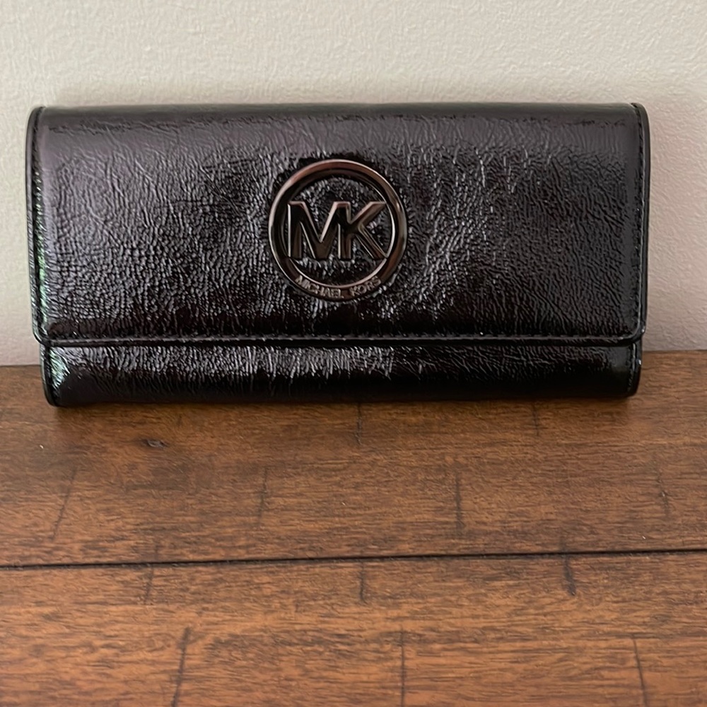 Michael Kors flip top black patent wallet